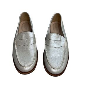 Size 9 Sperry Top-Sider Seaport Metallic Silver Women’s Penny Loafer